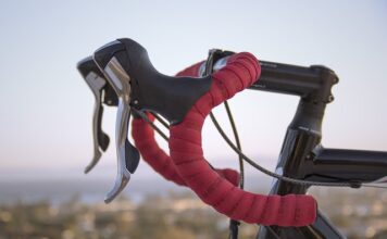 Jak uzupełnić płyn w hamulcach hydraulicznych w rowerze?